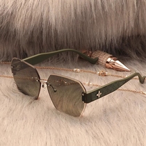French (top extravagant) Gentle Motto quadleaf grass polarized sunglasses without frame sunglasses anti-UV