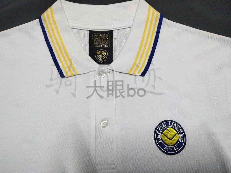 好评如潮Leeds United英格兰超利兹列斯联复古足球衣服1976 Shirt-图0