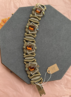 青岛宫廷风镶嵌工艺轻奢气质手链豹子手镯琉璃手链999