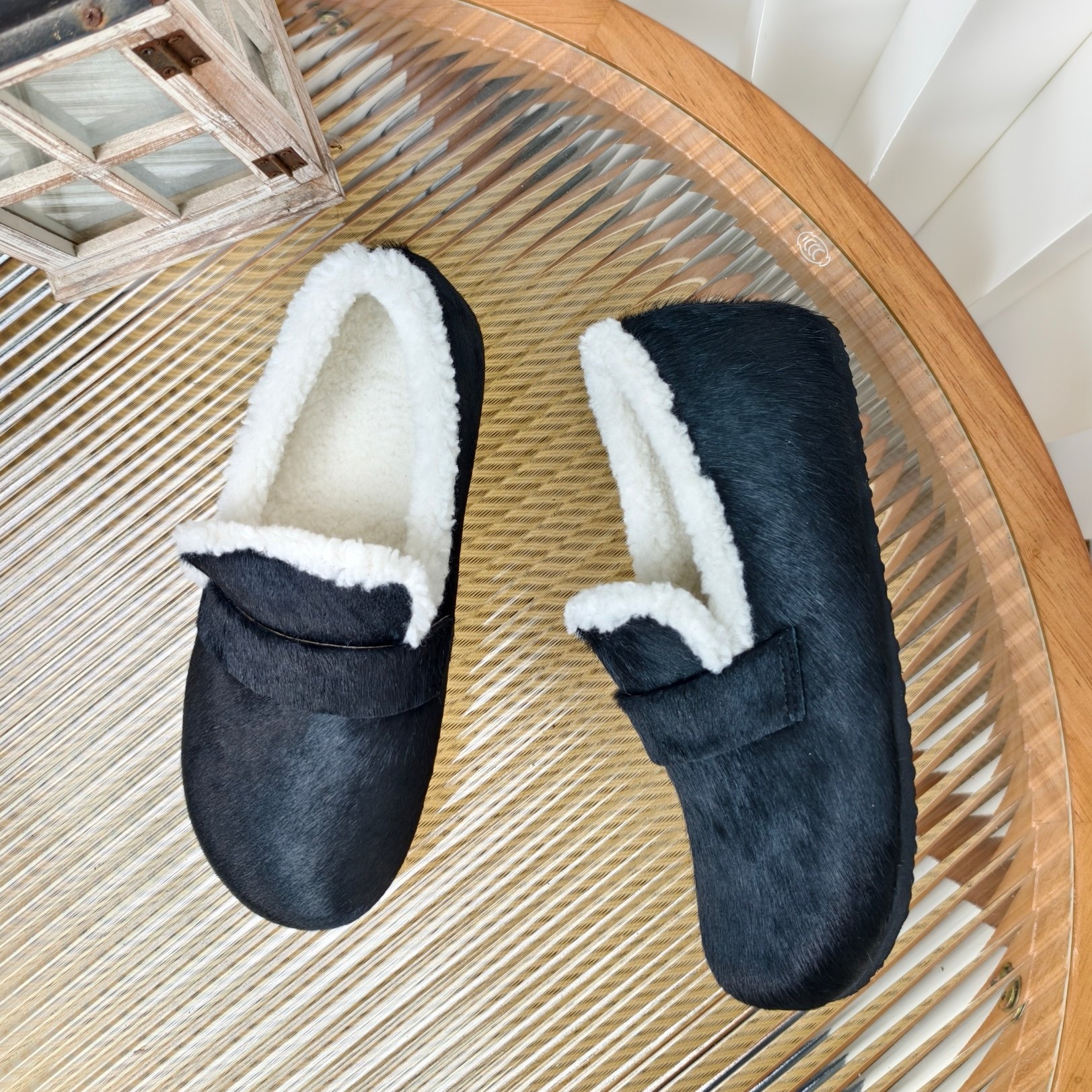 慢先森 2025新款真皮软底舒适羊羔绒圆头平底女博勃肯单鞋 323-18,淘宝优惠券,粉丝福利购,淘宝优惠卷