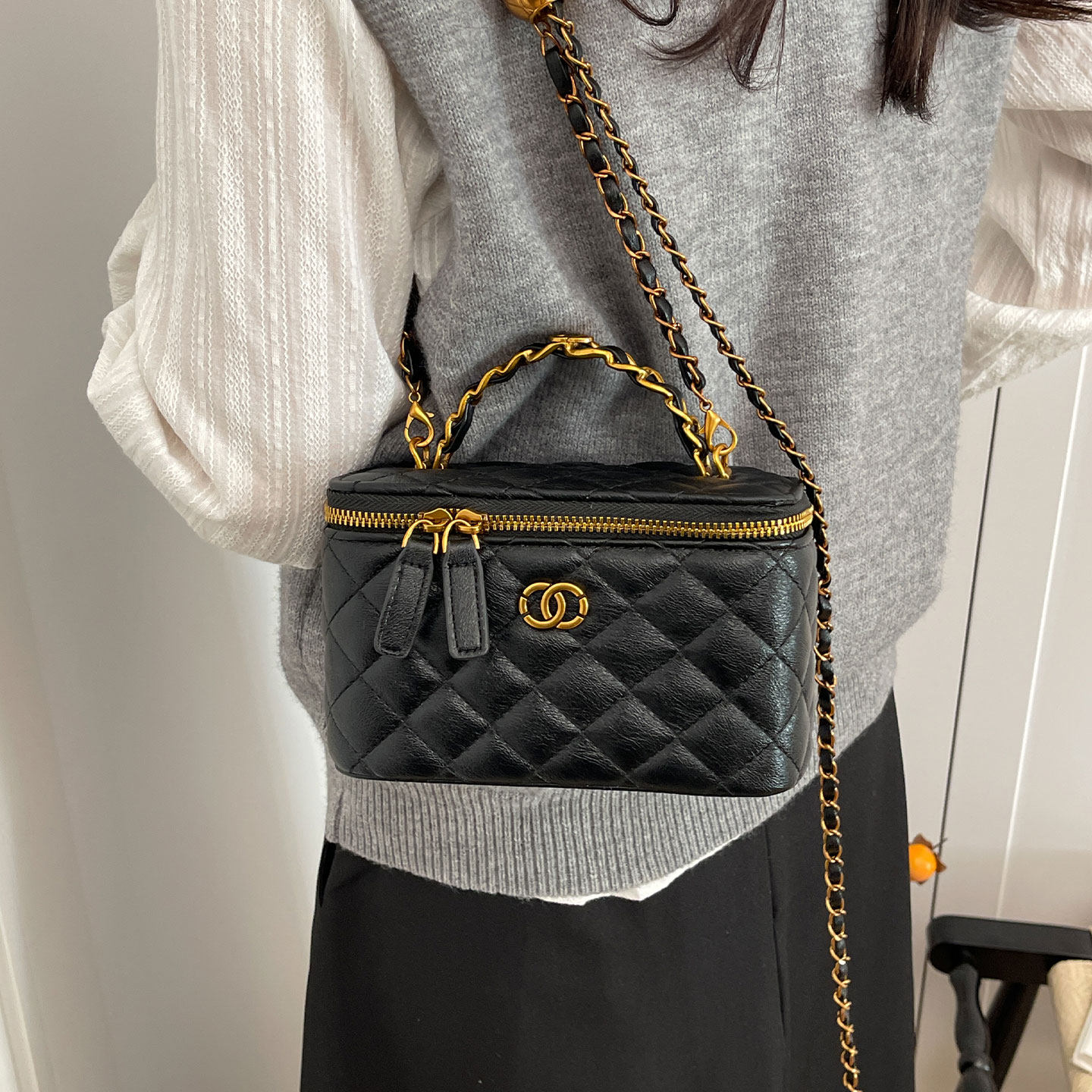 小香风菱格链条水桶包女2026新款单肩斜挎手提盒子包通勤洋气百搭,淘宝优惠券,粉丝福利购,淘宝优惠卷