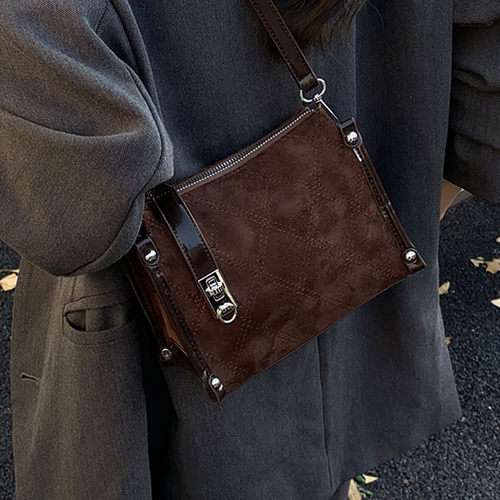 洋气麂皮绒百搭高级单肩斜挎精致气质时尚2026秋季女式手提小方包 - 图1