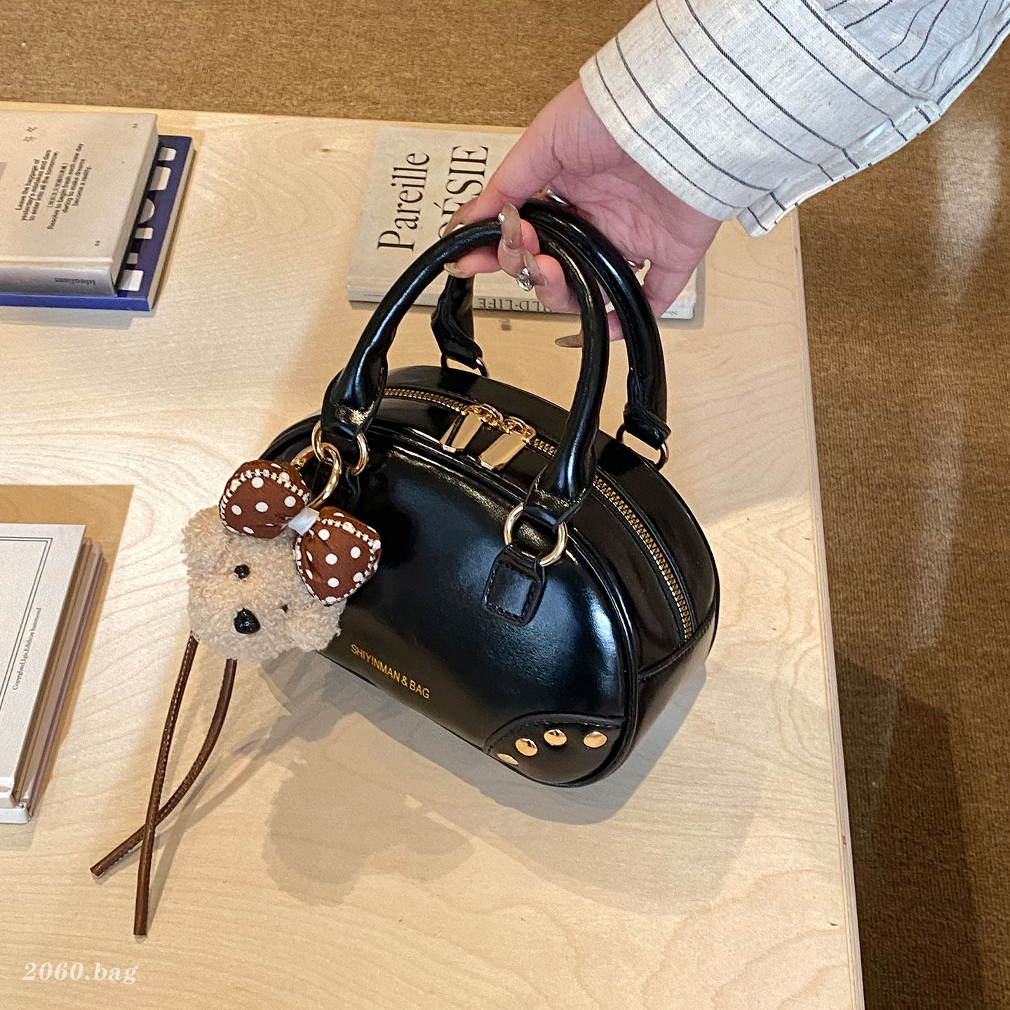 小众设计油蜡屁手提保龄球包女2026新款时尚斜挎包日韩风小方包,淘宝优惠券,粉丝福利购,淘宝优惠卷