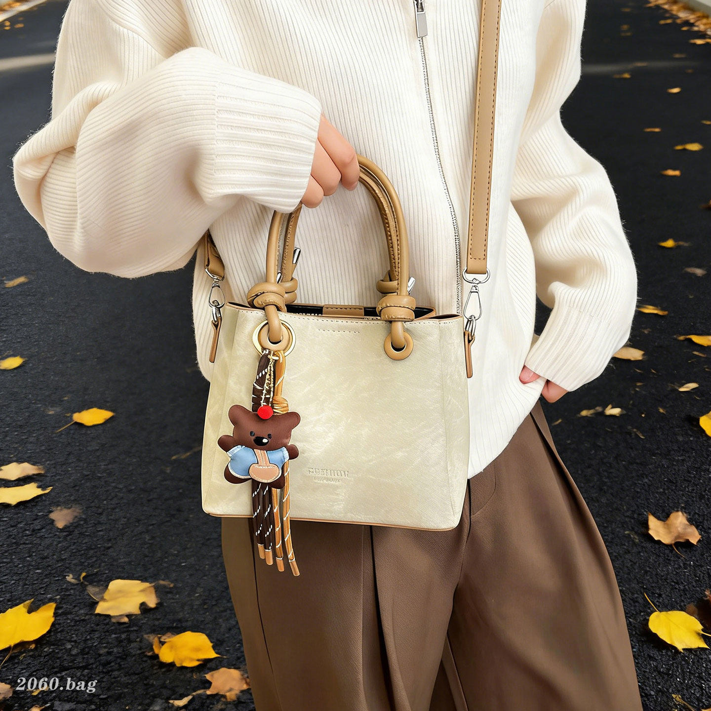 轻奢复古水桶包女2026新款小众百搭单肩斜挎手提包时尚通勤晕染,淘宝优惠券,粉丝福利购,淘宝优惠卷