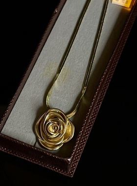 中古风哑光金玫瑰花朵无耳洞耳夹复古劲链套装高质量项链耳环耳饰