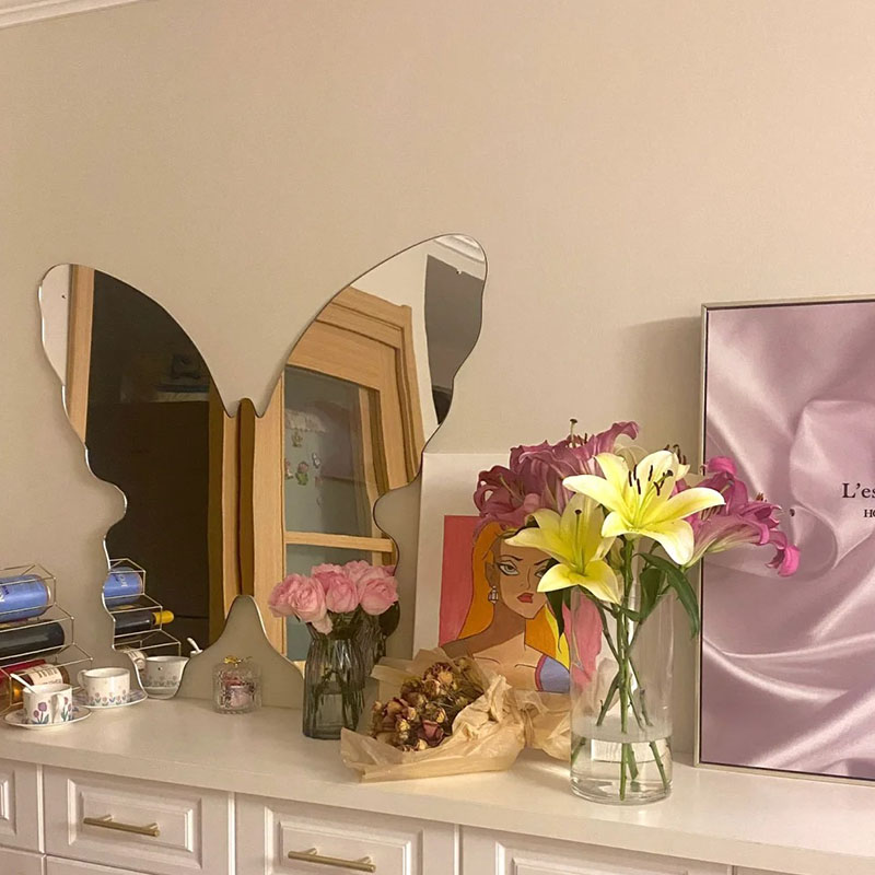 新款ins风软镜子壁挂不规则镜片户外拍摄装饰通用创意简约蝴蝶款 - 图3