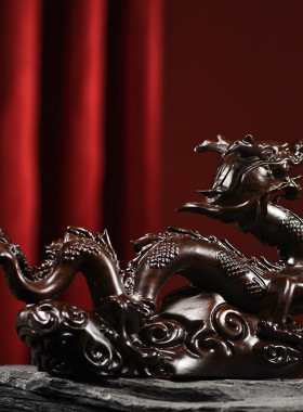 木雕摆件龙年生肖实木头雕刻创意