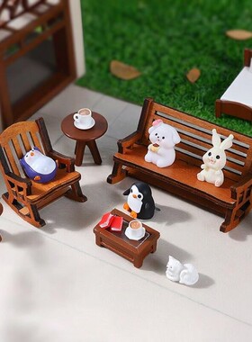 匠人手工打磨的迷你摇椅手工艺品