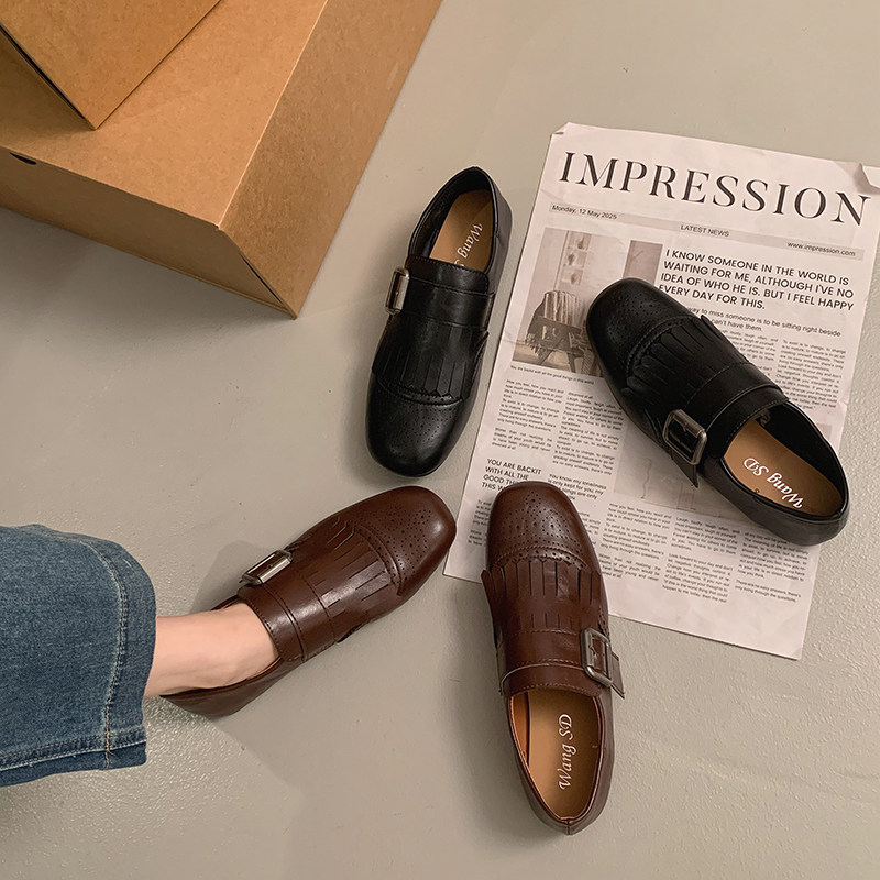 英伦布洛克透气方头乐福单鞋女2026春秋百搭黑色皮带扣流苏小皮鞋,淘宝优惠券,粉丝福利购,淘宝优惠卷