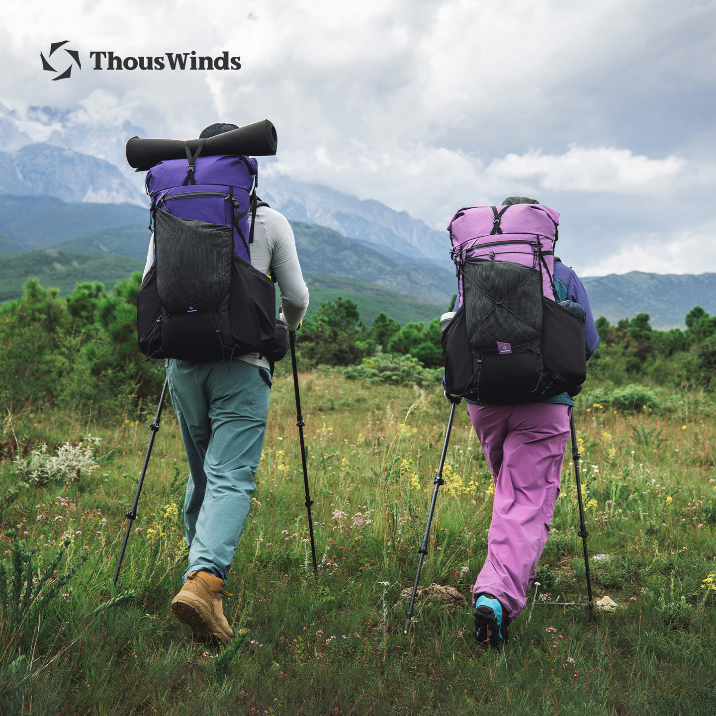 Thous Winds千风风擎背包户外登山徒步男女超轻40L背包旅行双肩包 - 图2