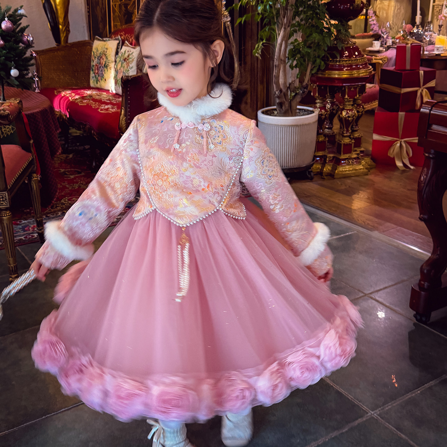 女童连衣裙儿童中国风旗袍拜年服冬装2025新款女孩加绒新年公主裙,淘宝优惠券,粉丝福利购,淘宝优惠卷