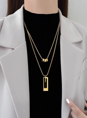 双层叠戴毛衣链秋冬新款长款项链女轻奢时尚高级感钛钢不掉色配饰