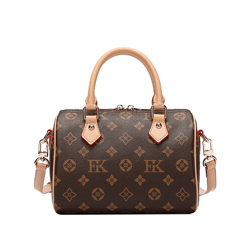 香港真皮波士顿2021新款潮枕头包包 quq女士包袋