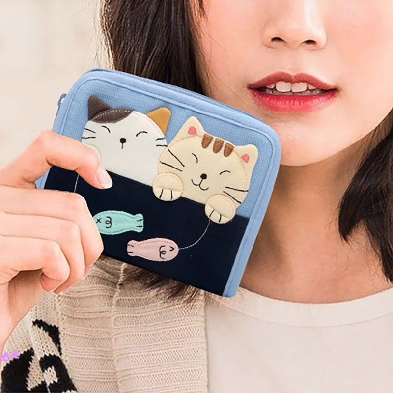 特价KINECAT 可爱戏鱼猫棉布手工拼布卡通女士短款钱包 日本财布 - 图1