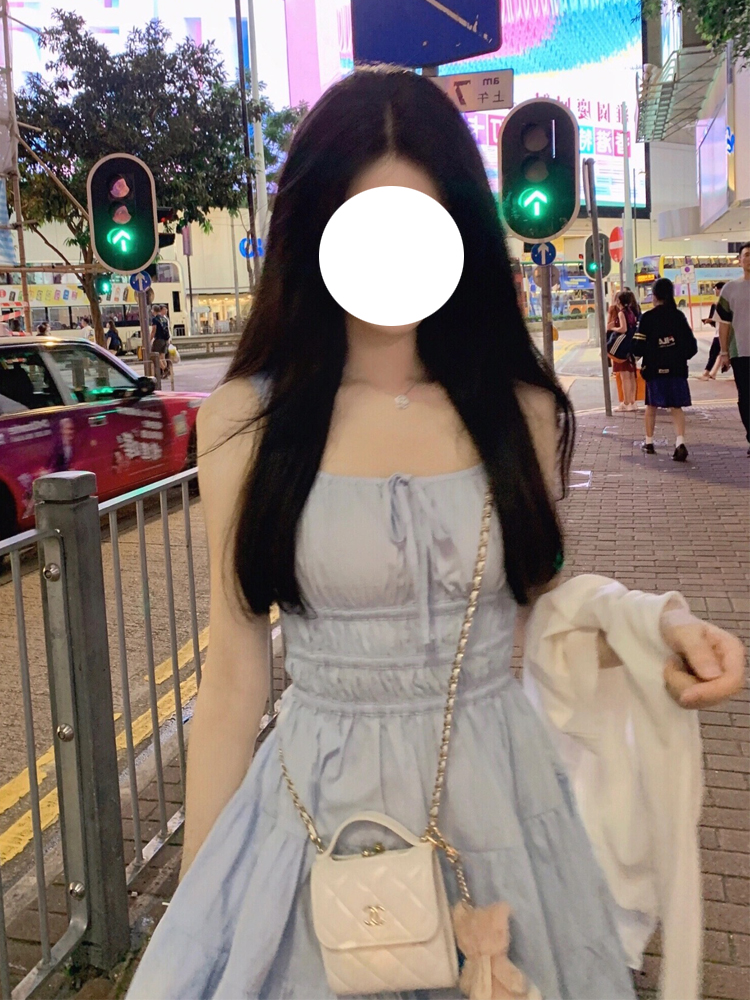 很有名的店2023年夏季新款显白少女收腰奶蓝色吊带连衣裙小个子