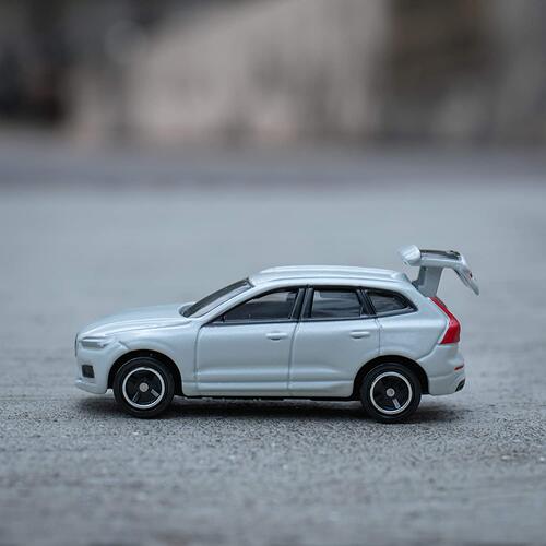 日本TOMY TOMICA多美卡1/64 XC60合金小汽车模型22号日版 - 图1