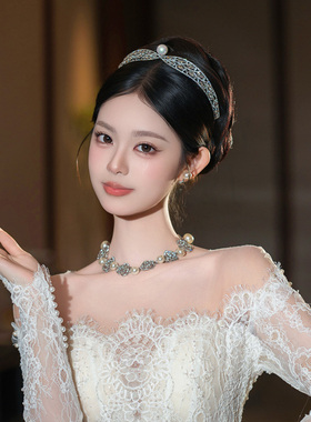 新款新娘珍珠皇冠头饰简约韩式高级感王冠发饰缎面婚纱礼服配饰品
