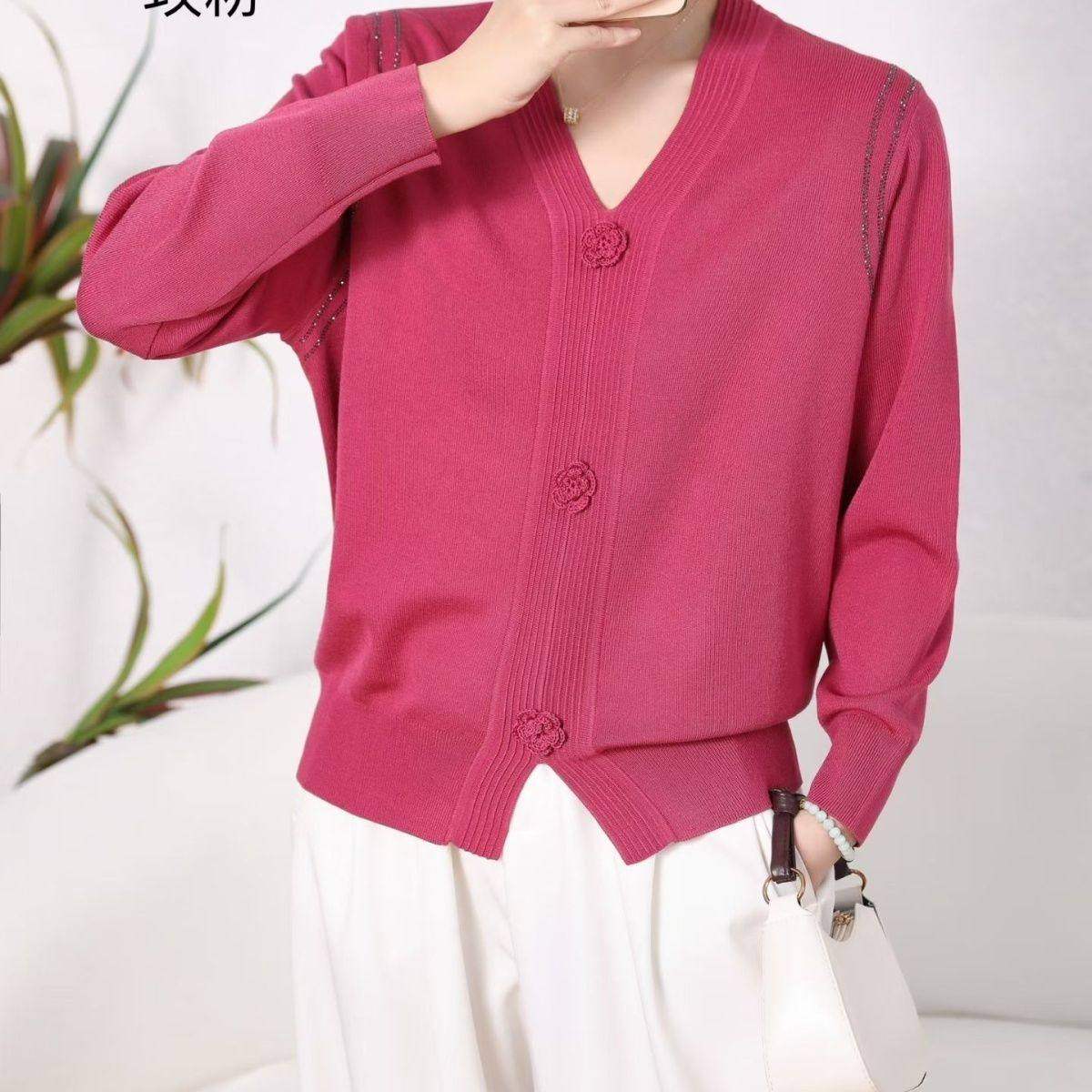 2026年春新款时尚休闲韩版V领玫瑰单排扣纯色冰丝针织衫女毛衣,淘宝优惠券,粉丝福利购,淘宝优惠卷