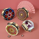 Dunhuang Hand -bell Drum stinjiang uyghur ручной барабан Flying Dance Props Test Diseergarten Dingergarten Используйте маленький колокольчик барабан