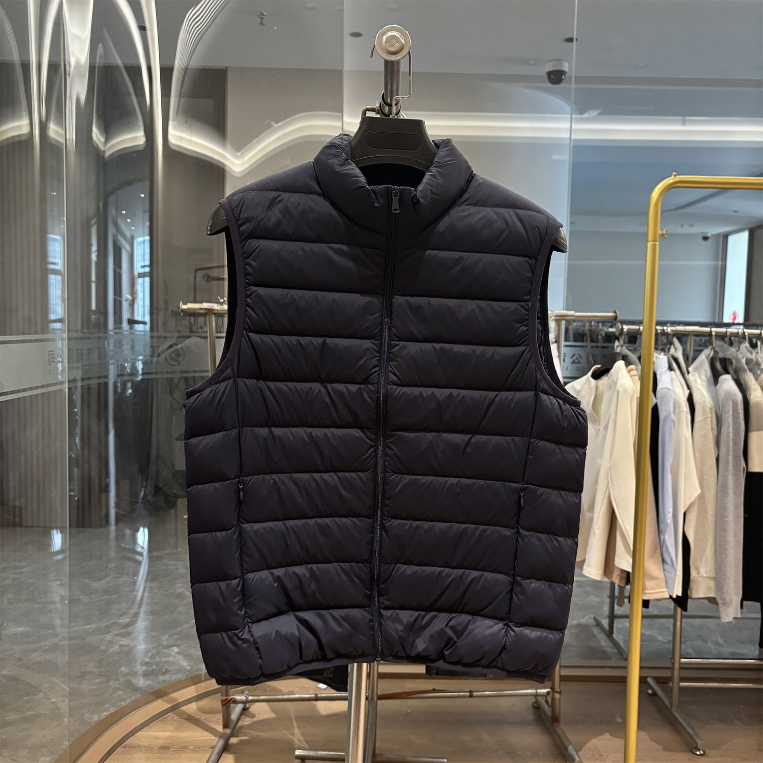 90白鸭绒！轻暖系列！秋冬新款男士立领羽绒马甲时尚百搭休闲外套,淘宝优惠券,粉丝福利购,淘宝优惠卷