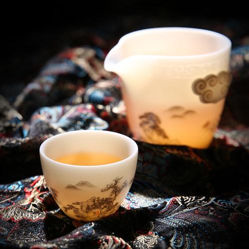 唐舍羊脂玉瓷白瓷旅行茶具套装便携式茶壶户外陶瓷快客杯一壶二杯 - 图3