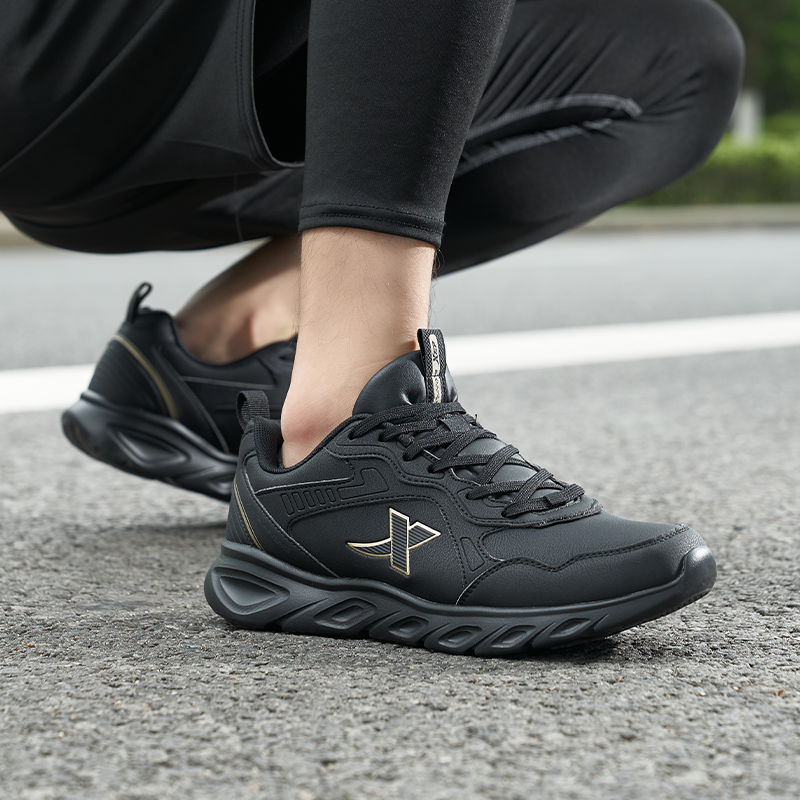 特步黑色官方夏季跑步鞋子男款男鞋 特步同步跑步鞋