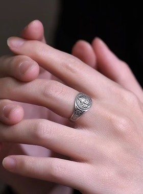 2026创意设计感复古经典嘻哈黄财神戒指猎豹做旧食指指环霸气男生