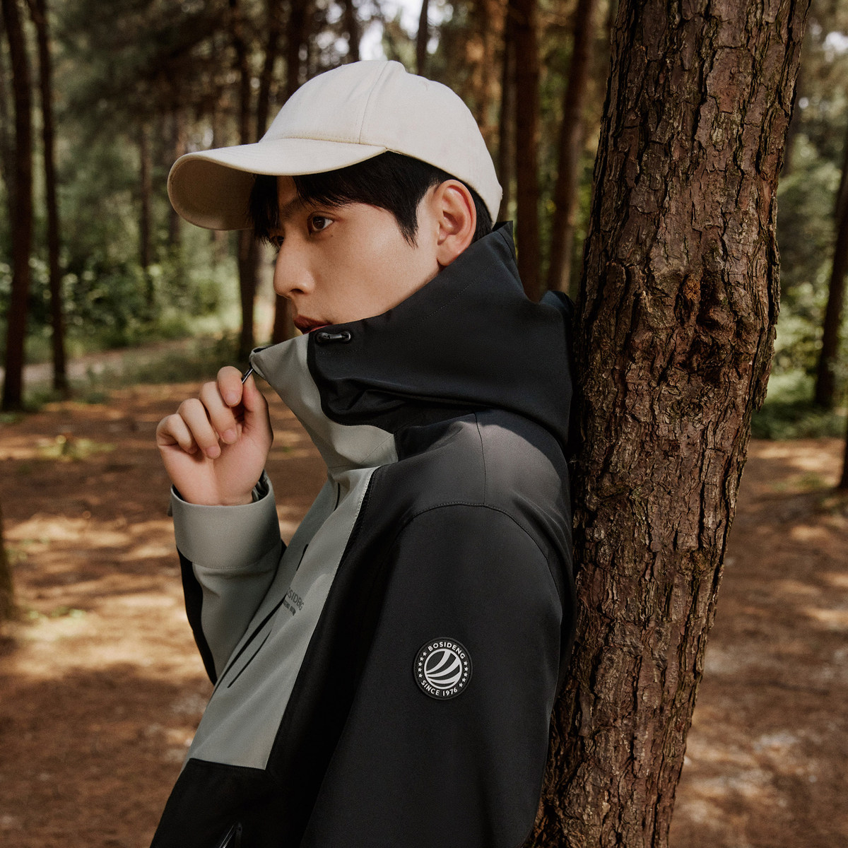 【鹅绒羽绒服】波司登奥莱防风防水拼接三合一羽绒外套保暖 登户实拍商品图