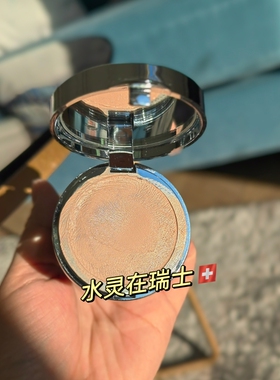 粉底液莱伯妮水光奶油肌