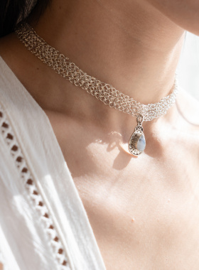 月光石纯银线手工钩织项链轻奢婚纱礼服锁骨链小众设计感颈