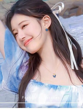 蓝色蝴蝶项链女款轻奢小众锁骨链吊坠新款气质颈链链条送女友礼物