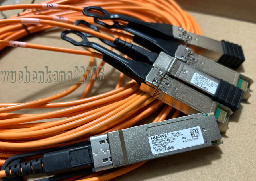 华为原装40G-AOC一分四转4XSFP+10G光纤线QSFP-4SFP10G-AOC10M - 图1