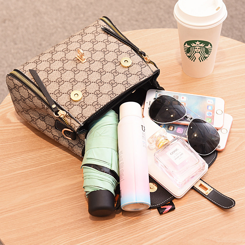 梵雨女2020新款潮百搭个性印花包包 梵雨箱包女士包袋