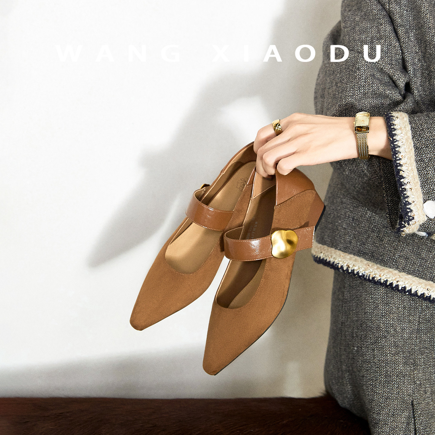 【王小毒】艺形空间●绒面拼接玛丽珍女鞋魔术贴两穿尖头粗跟单鞋,淘宝优惠券,粉丝福利购,淘宝优惠卷