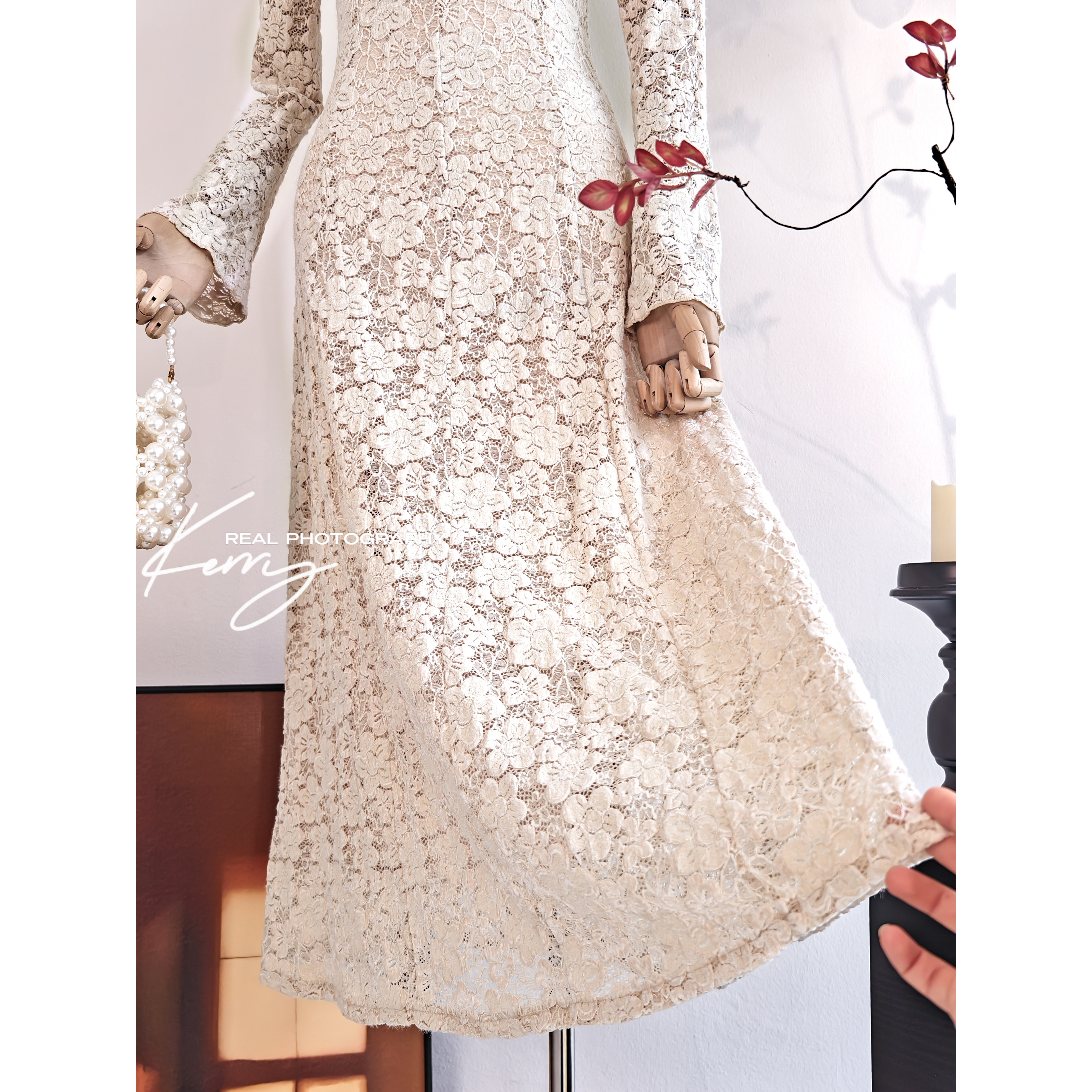 新中式立领盘扣白色连衣裙女长袖收腰内搭打底气质显瘦蕾丝冬长裙 - 图3