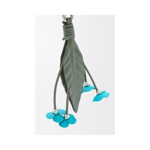 LOEWE 女士钥匙扣 C621232XNI5198 AW2025 蓝色 草莓花朵挂饰