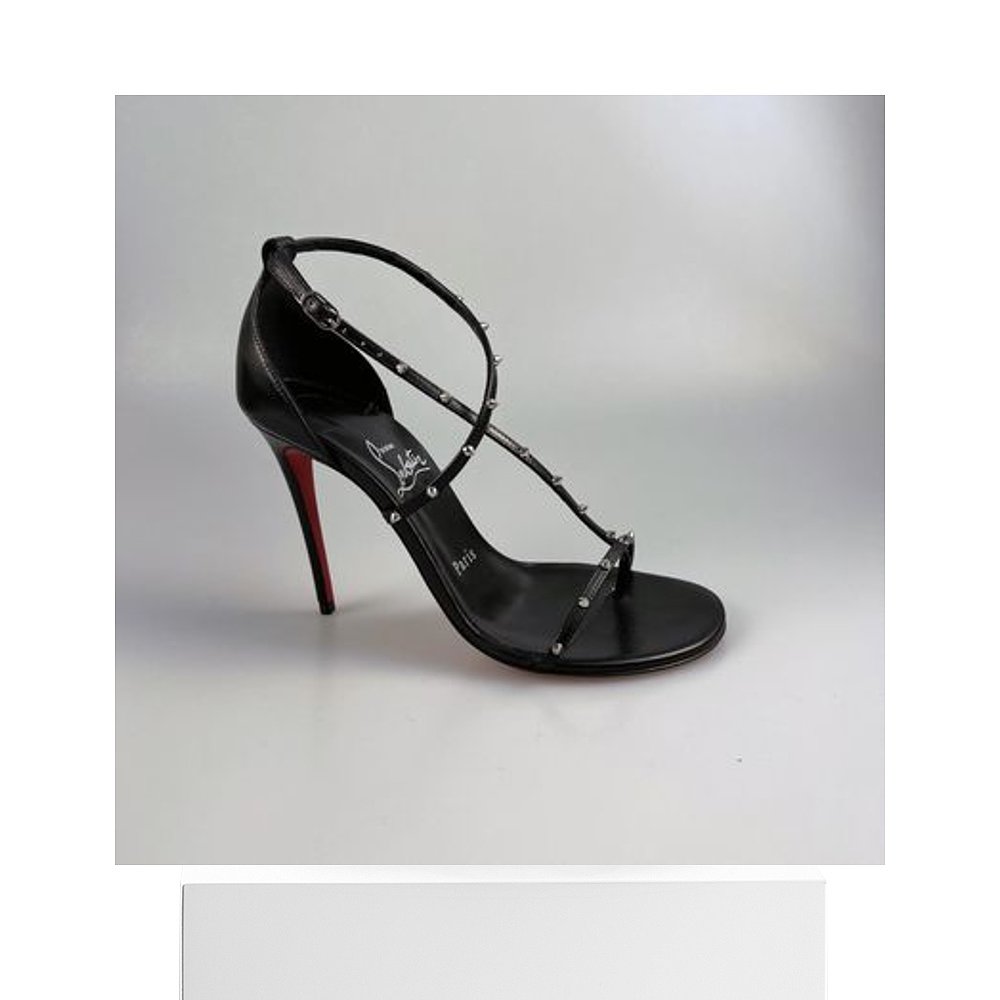 香港直邮CHRISTIAN LOUBOUTIN 女士高跟鞋 1220801B439 - 图3