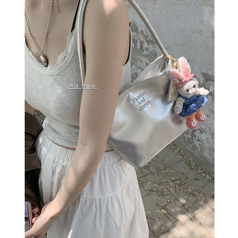 韩国小众手提奶奶包包夏天2024新款潮时尚银色腋下包百搭单肩包 - 图1