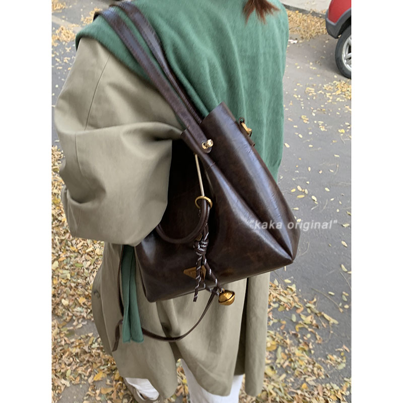 复古手提通勤包包女秋冬2024新款潮时尚托特包简约大容量斜挎包 - 图1