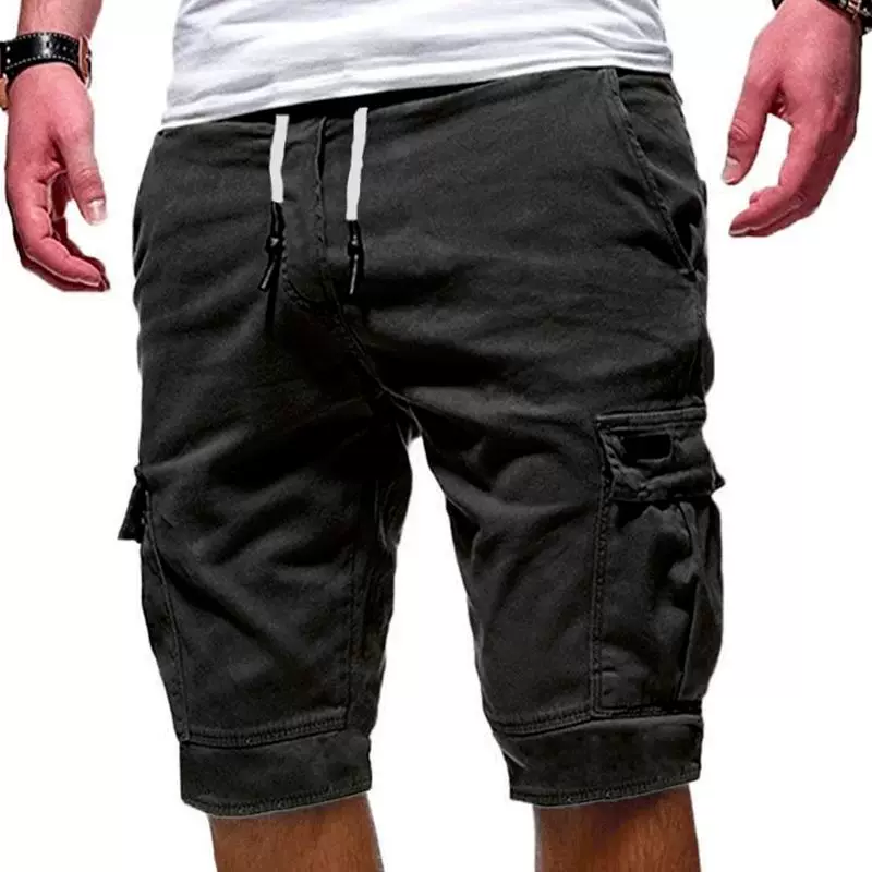 [A New multi - pocket men 's shorts for summer 2020 men]