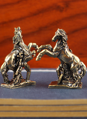 马年生肖马复古黄铜战马摆件马到成功马上有钱2026年装饰品工艺品