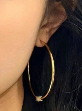 张婧仪同款耳圈轻奢小众独特设计师港风性感凯旋门925银针耳圈女1