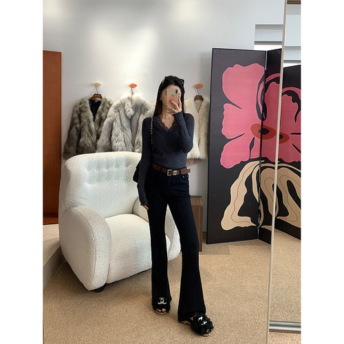 12/2  10AM  徐琳「古巴摩登」高腰水洗微弹牛仔显瘦微喇马蹄裤 - 图0