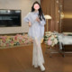 ເສື້ອຢືດ lace patchwork ຂອງແມ່ຍິງ stunning ແລະ versatile