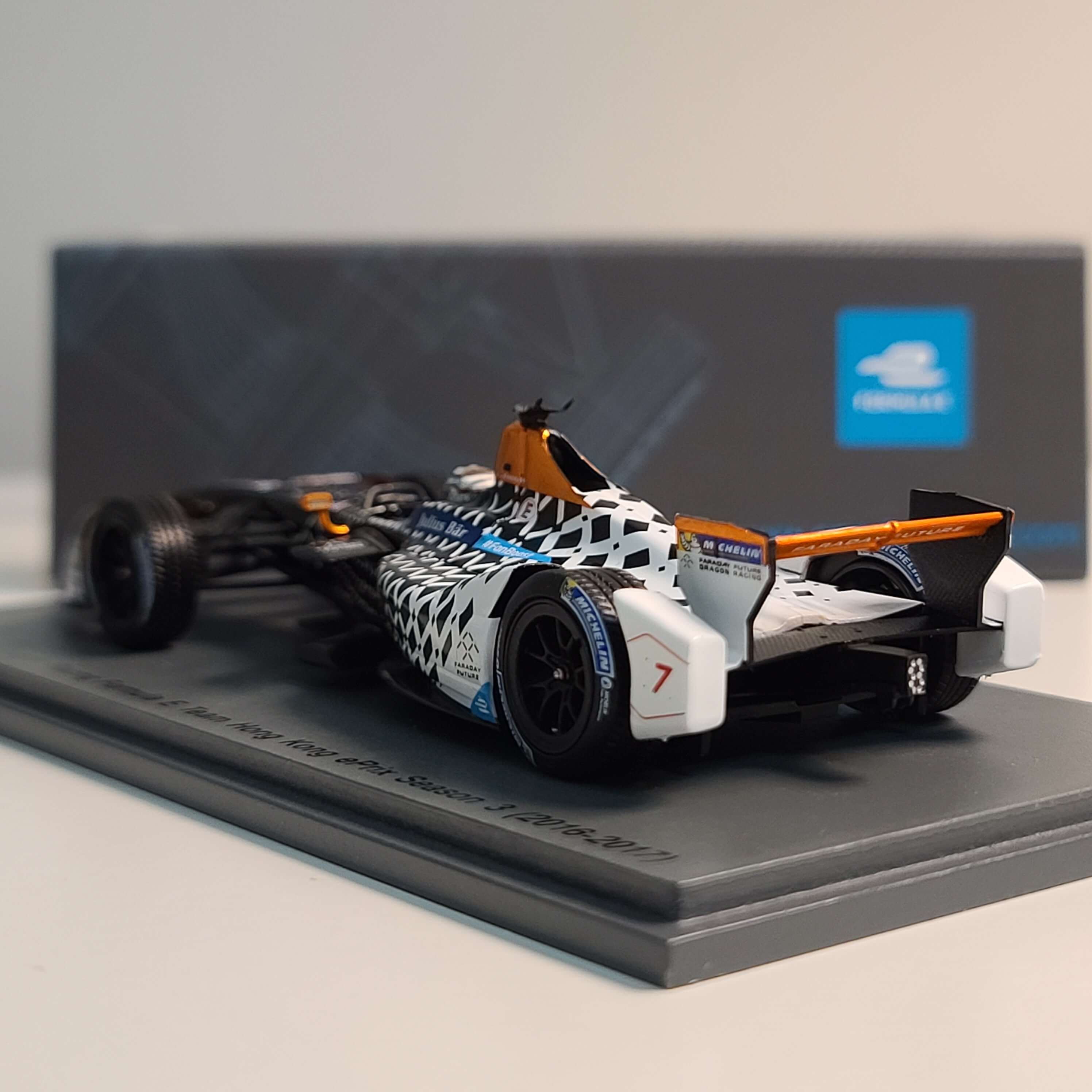 Spark 1:43 法拉第未来 FE 电动方程式赛车 龙之队 赛车收藏模型