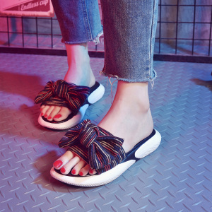 2019新款软底ins运动防滑凉拖