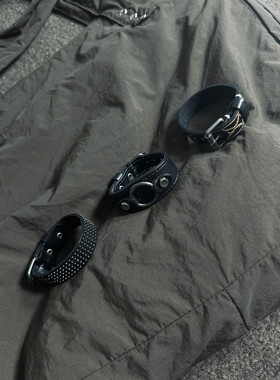 雀斑男装新款复古柳钉手腕带真皮朋克嘻哈潮流钉钉腕带男女通用