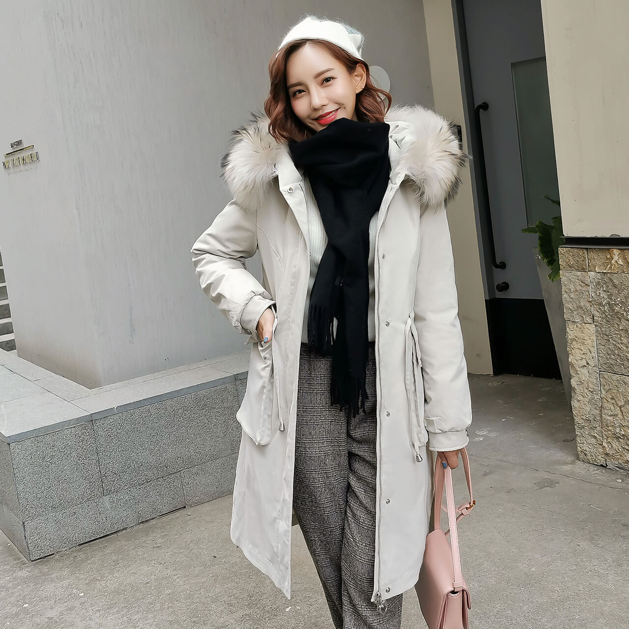 雪中飞女装 秋冬新款简约韩版纯色宽松大毛领中长款羽绒服女 2019 雪中飞女装 秋冬新款简约韩版纯色宽松大毛领中长款羽绒服女 2019