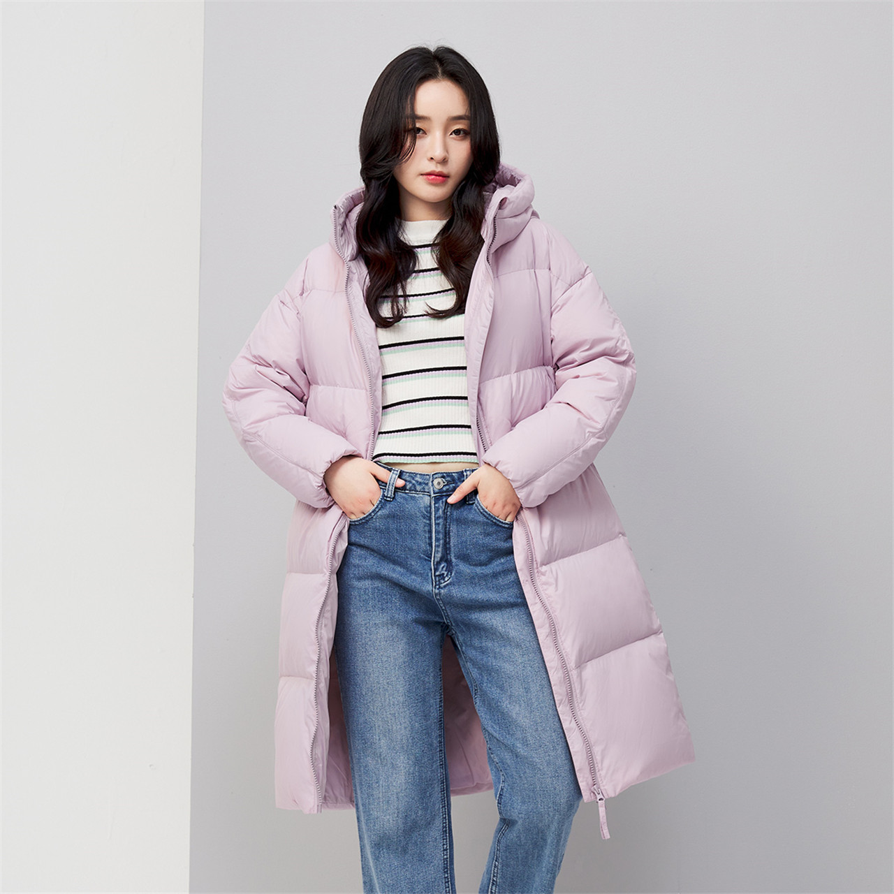 雪中飞 秋冬新款时尚女连帽保暖中长款休闲羽绒服 2022 烈儿专享 雪中飞 秋冬新款时尚女连帽保暖中长款休闲羽绒服 2022 烈儿专享