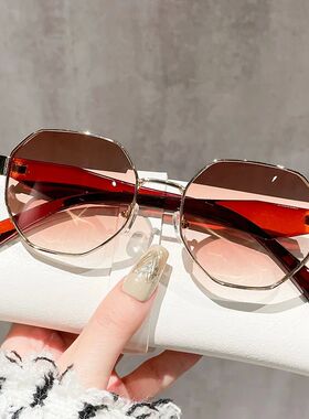 New Retro Sunglasses Women Fashion Polygonal Metal Frame Sun